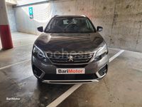 Usado Peugeot 5008 Allure 130 CV (95 kW) 2019 Gris / plata Monovolumen