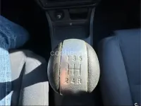 Usado Nissan Almera 98 CV (72 kW) 2005 Gris / plata Berlina