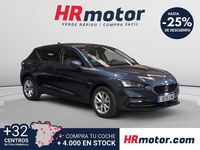 Usado Seat Leon Style 110 CV (80 kW) 2021 Azul Berlina