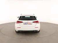 Usado Mercedes A180 115 CV (84 kW) 2019 Blanco Berlina