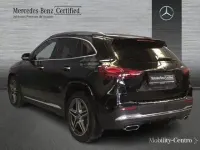 Usado Mercedes GLA200 150 CV (110 kW) 2025 Negro cosmos SUV