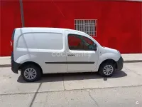 Usado Renault Kangoo 75 CV (55 kW) 2013 Blanco Monovolumen