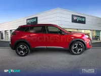 Usado Peugeot 2008 Allure 100 CV (73 kW) 2024 Rojo SUV