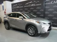 Usado Lexus NX300h Executive Line 197 CV (144 kW) 2016 Gris / plata SUV