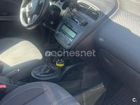 Usado Seat Altea XL Reference 105 CV (77 kW) 2013 Negro Monovolumen