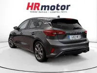 Usado Ford Focus ST-Line 155 CV (114 kW) 2023 Gris Utilitario