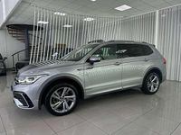 Usado VW Tiguan Allspace R-line 200 CV (147 kW) 2023 Gris SUV