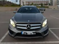Usado Mercedes GLA200 AMG line 136 CV (100 kW) 2016 Gris SUV