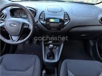Usado Ford Ka Plus Ultimate 85 CV (62 kW) 2019 Gris / plata Utilitario