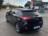 Usado Hyundai i30 90 CV (66 kW) 2016 Negro Berlina