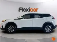 Usado Peugeot 2008 Active 100 CV (73 kW) 2021 Blanco SUV