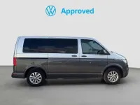 Usado VW Multivan 150 CV (110 kW) 2021 Plateado Monovolumen