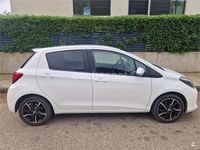 Usado Toyota Yaris Advance 99 CV (72 kW) 2016 Blanco Berlina
