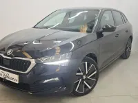 Usado Skoda Scala Sport 110 CV (80 kW) 2021 Negro Utilitario
