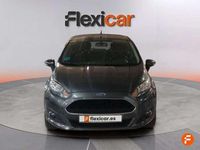Usado Ford Fiesta Trend 86 CV (63 kW) 2017 Gris Utilitario
