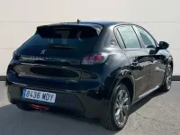 Usado Peugeot e-208 Active 100 kW (136 CV) 2023 Utilitario