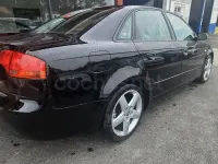 Usado Audi A4 140 CV (102 kW) 2006 Negro Berlina