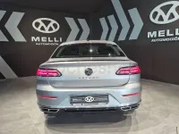 Usado VW Arteon R-line 150 CV (110 kW) 2022 Gris / plata Berlina