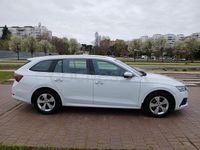 Usado Skoda Octavia 110 HP (80 kW) 2022 Branco Carrinha