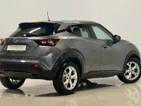 Usado Nissan Juke Acenta 114 CV (83 kW) 2021 Gris / plata SUV