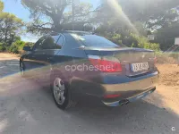 Usado BMW 530 235 CV (172 kW) 2007 Gris / plata Berlina