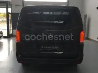 Usado Mercedes V220 Avantgarde 163 CV (119 kW) 2022 Gris / plata Monovolumen
