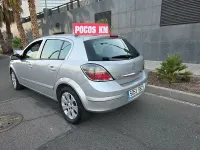 Usado Opel Astra Edition 110 CV (80 kW) 2009 Gris / plata Berlina