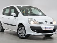 Usado Renault Grand Modus Evolution 100 CV (73 kW) 2012 Blanco Monovolumen
