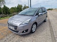 Usado Peugeot 5008 Style 120 CV (88 kW) 2016 Gris / plata Monovolumen