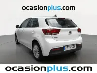 Usado Kia Rio 100 CV (73 kW) 2019 Blanco