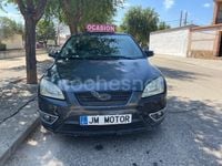 Usado Ford Focus Sport 109 CV (80 kW) 2005 Azul Berlina