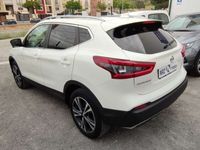 Usado Nissan Qashqai N-Connecta 116 CV (85 kW) 2018 Blanco SUV