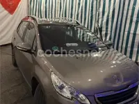 Usado Peugeot 2008 Allure 110 CV (80 kW) 2015 Marrón SUV