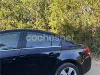 Usado Chevrolet Cruze LT 150 CV (110 kW) 2010 Negro Berlina