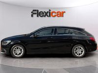 Usado Mercedes CLA180 109 CV (80 kW) 2017 Negro Berlina