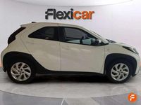 Usado Toyota Aygo X-play 69 CV (50 kW) 2024 Blanco Utilitario