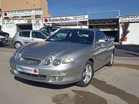 Usado Hyundai Coupé 116 CV (85 kW) 2000 Gris Coupe