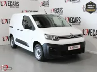 Usado Citroën Berlingo 100 CV (73 kW) 2023 Blanco Monovolumen