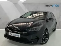 Usado Kia Ceed Style 101 CV (74 kW) 2025 Negro Utilitario