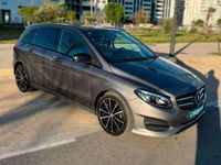 Usado Mercedes B180 109 CV (80 kW) 2015 Gris Monovolumen