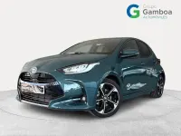 Usado Toyota Yaris Hybrid 115 CV (84 kW) 2025 Verde Berlina