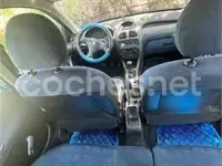 Usado Peugeot 206 75 CV (55 kW) 2001 Azul Berlina