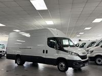 Usado Iveco Daily 180 CV (132 kW) 2022 Blanco Berlina