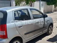 Usado Kia Picanto LX 65 CV (47 kW) 2005 Gris / plata Utilitario