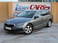 Usado Skoda Octavia Ambition 150 CV (110 kW) 2022 Gris Familiar