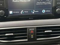 Usado Hyundai i10 67 CV (49 kW) 2023 Blanco Utilitario