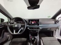 Usado Seat Arona Xperience 115 CV (84 kW) 2025 Blanco SUV