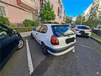 Usado Toyota Corolla 110 CV (80 kW) 2000 Blanco Berlina