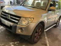 Usado Mitsubishi Montero 170 CV (125 kW) 2008 Gris / plata SUV