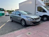 Usado Peugeot 308 Style 100 CV (73 kW) 2016 Gris / plata Berlina